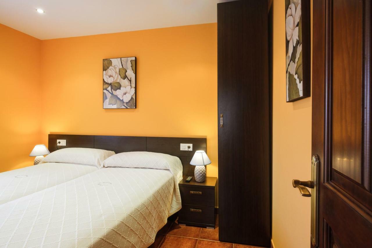 Apartamentos De Herminia Manzaneda  Dış mekan fotoğraf